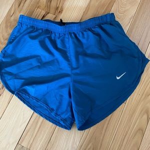 Nike shorts Size Small